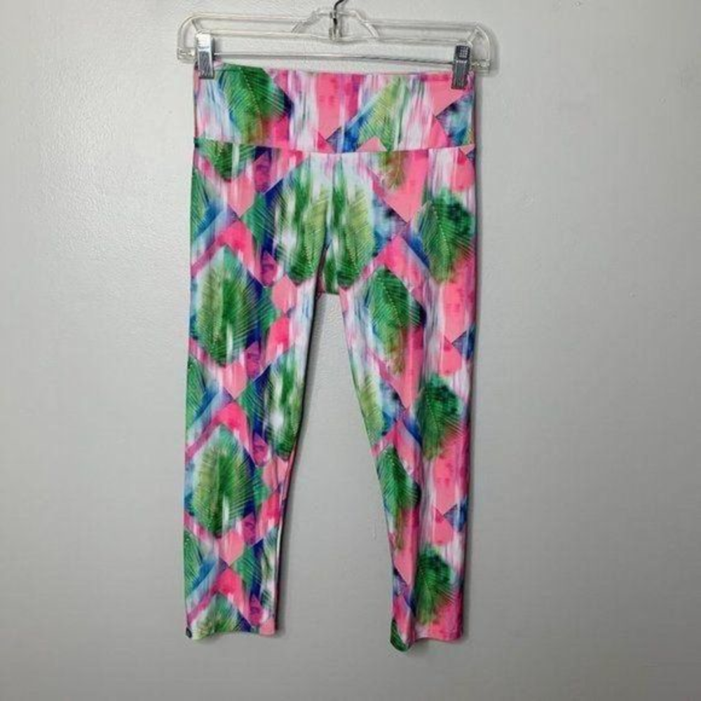 Onzie Pink Green Spring‎ Crop Leggings